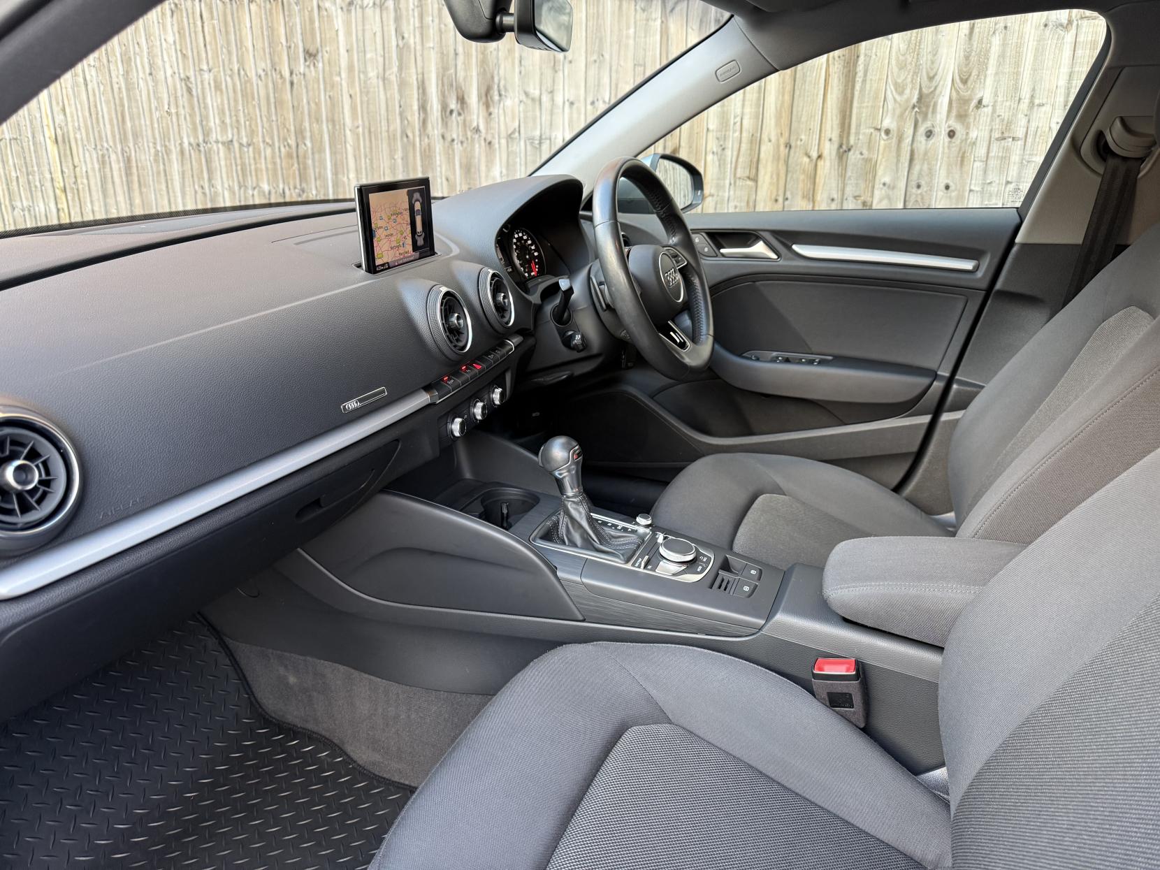 Audi A3 1.0 TFSI 30 SE Technik Sportback 5dr Petrol S Tronic Euro 6 (s/s) (116 ps)