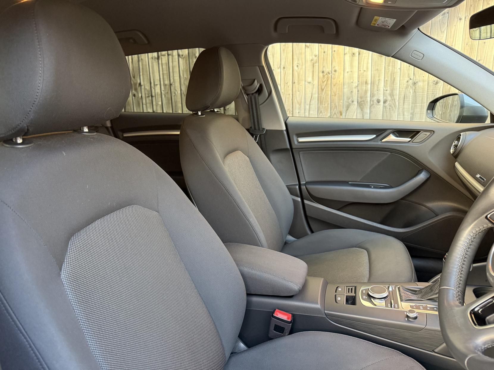 Audi A3 1.0 TFSI 30 SE Technik Sportback 5dr Petrol S Tronic Euro 6 (s/s) (116 ps)