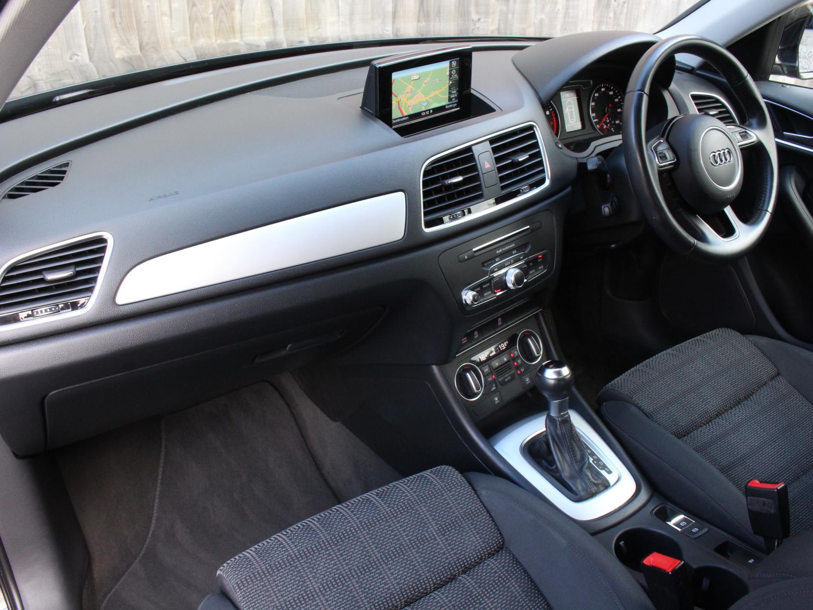 Audi Q3 1.4 TFSI CoD Sport SUV 5dr Petrol S Tronic Euro 6 (s/s) (150 ps)