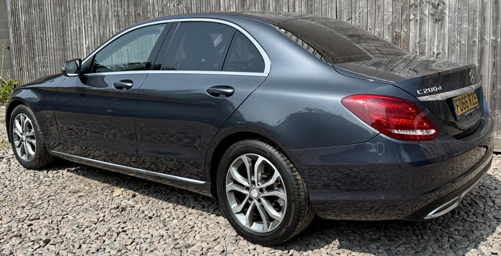 Mercedes-Benz C Class 1.6 C200d Sport Saloon 4dr Diesel G-Tronic+ Euro 6 (s/s) (136 ps)