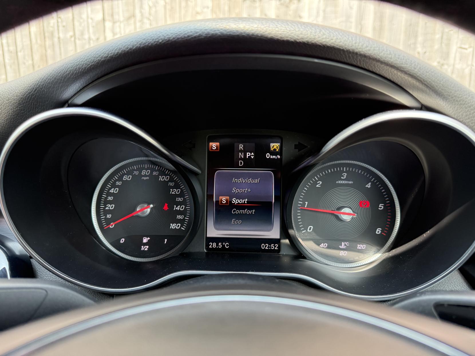 Mercedes-Benz C Class 1.6 C200d Sport Saloon 4dr Diesel G-Tronic+ Euro 6 (s/s) (136 ps)