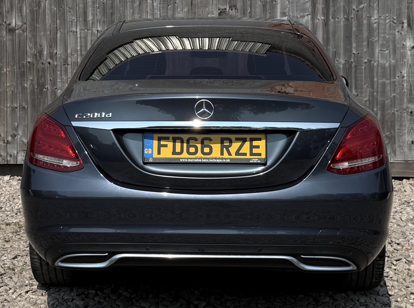 Mercedes-Benz C Class 1.6 C200d Sport Saloon 4dr Diesel G-Tronic+ Euro 6 (s/s) (136 ps)