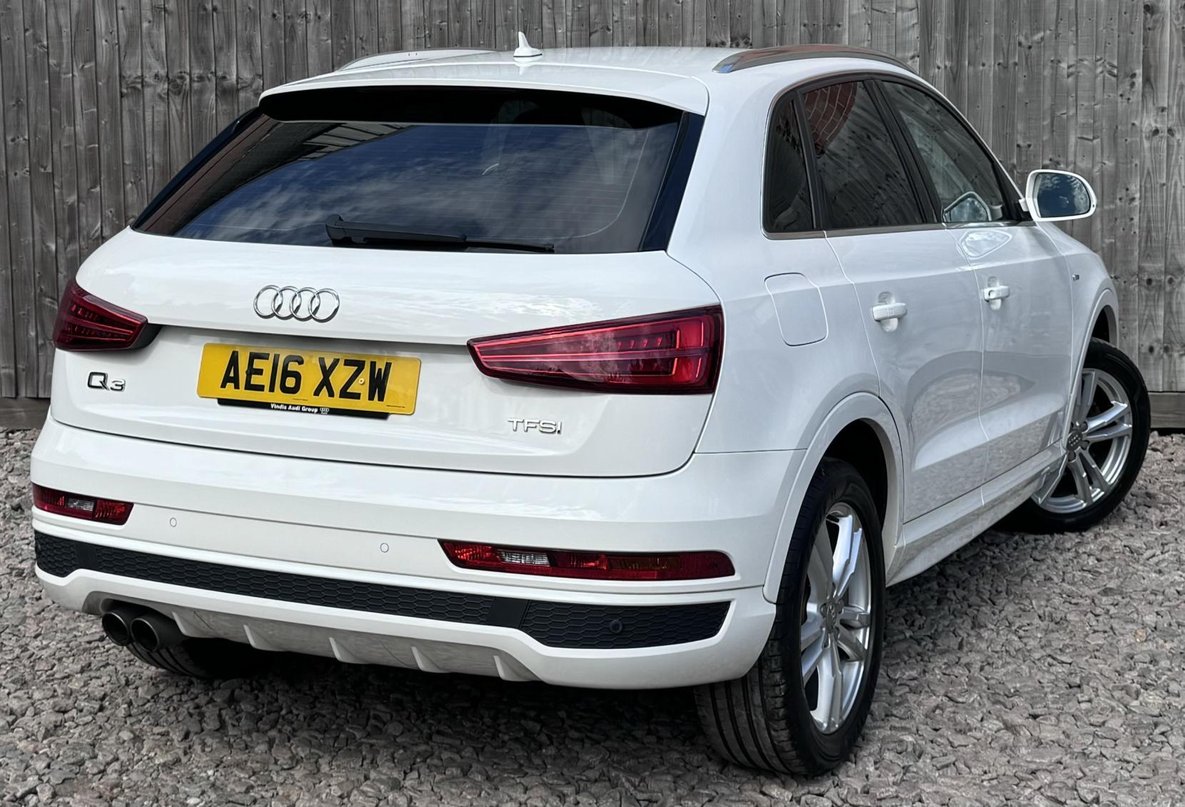 Audi Q3 1.4 TFSI CoD S line SUV 5dr Petrol Manual Euro 6 (s/s) (150 ps)