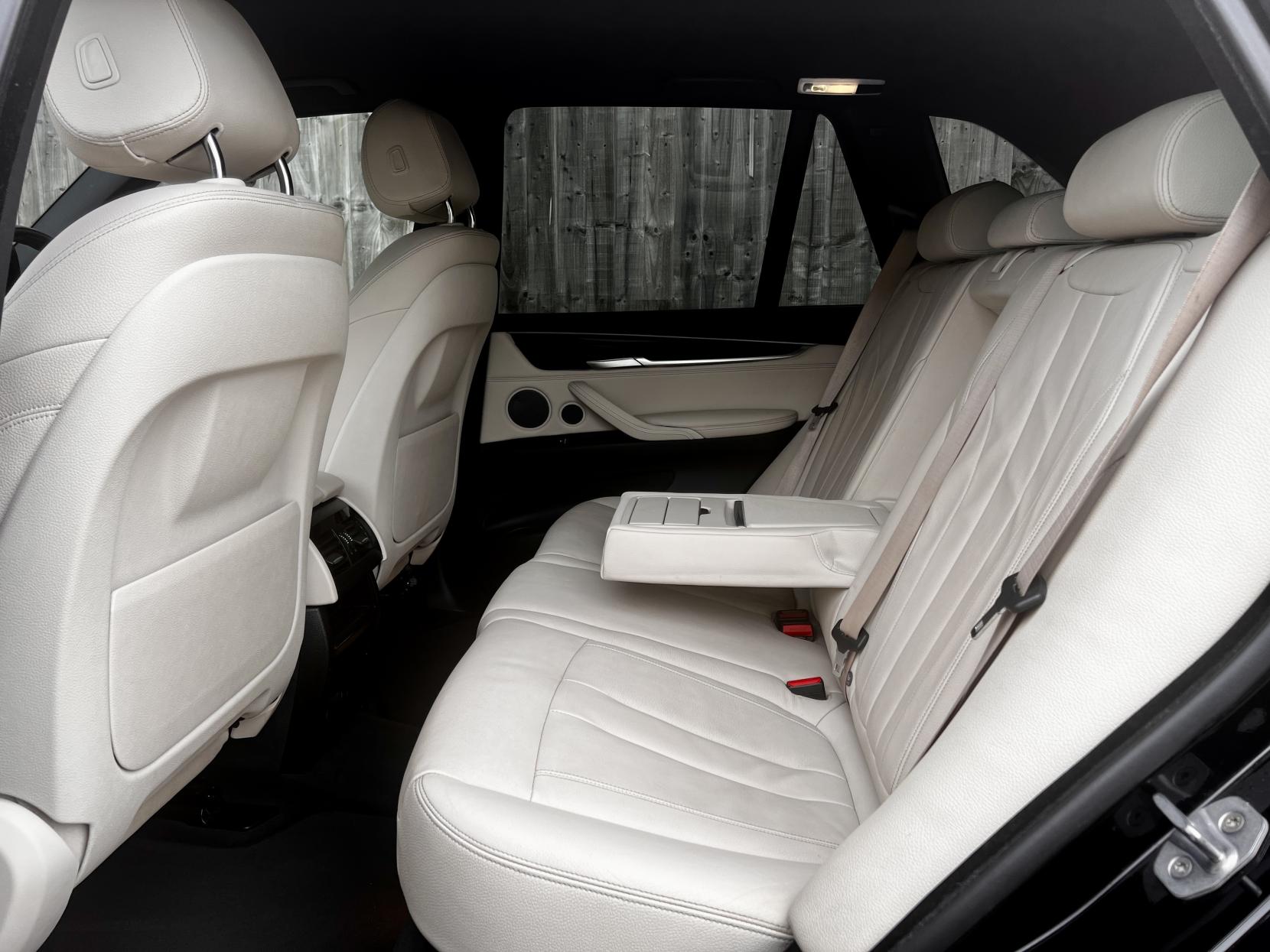 BMW X5 3.0 40d M Sport SUV 5dr Diesel Auto xDrive Euro 6 (s/s) (313 ps)