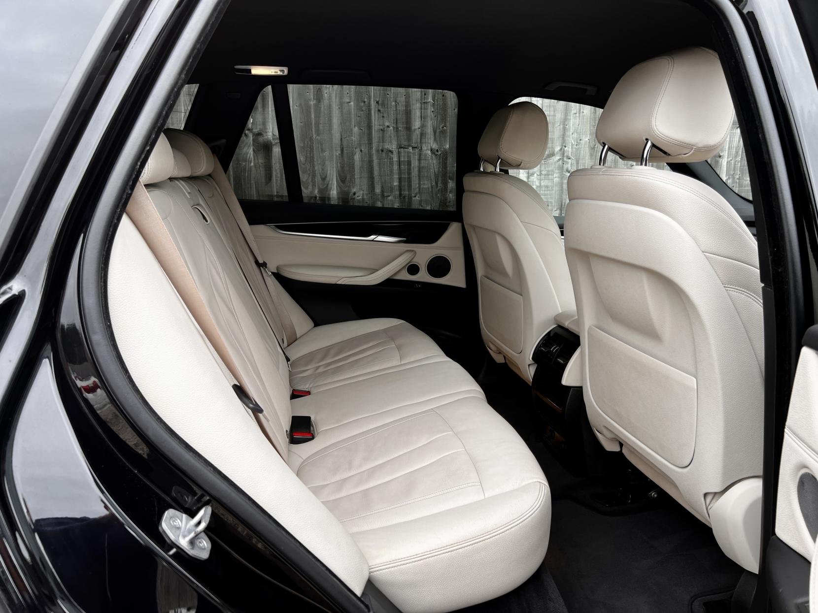 BMW X5 3.0 40d M Sport SUV 5dr Diesel Auto xDrive Euro 6 (s/s) (313 ps)