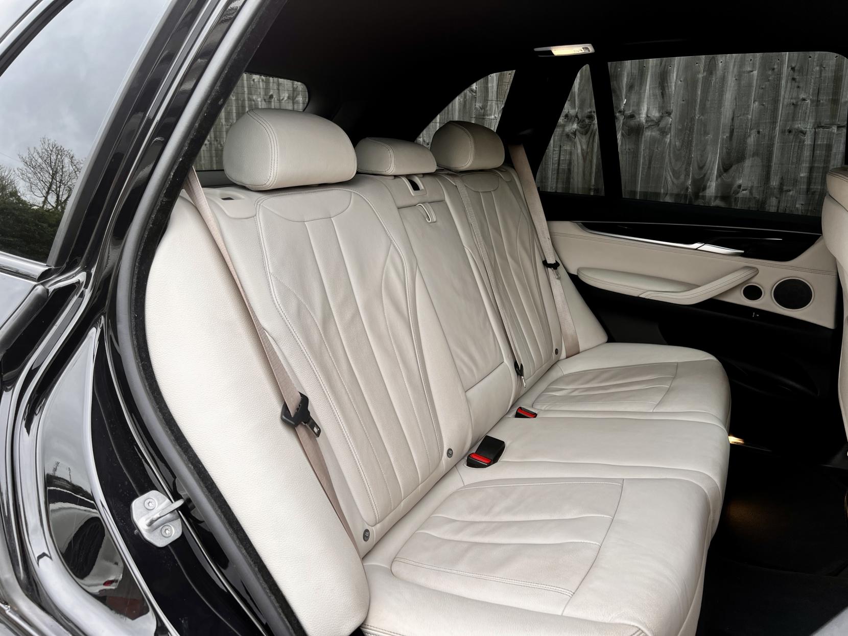 BMW X5 3.0 40d M Sport SUV 5dr Diesel Auto xDrive Euro 6 (s/s) (313 ps)