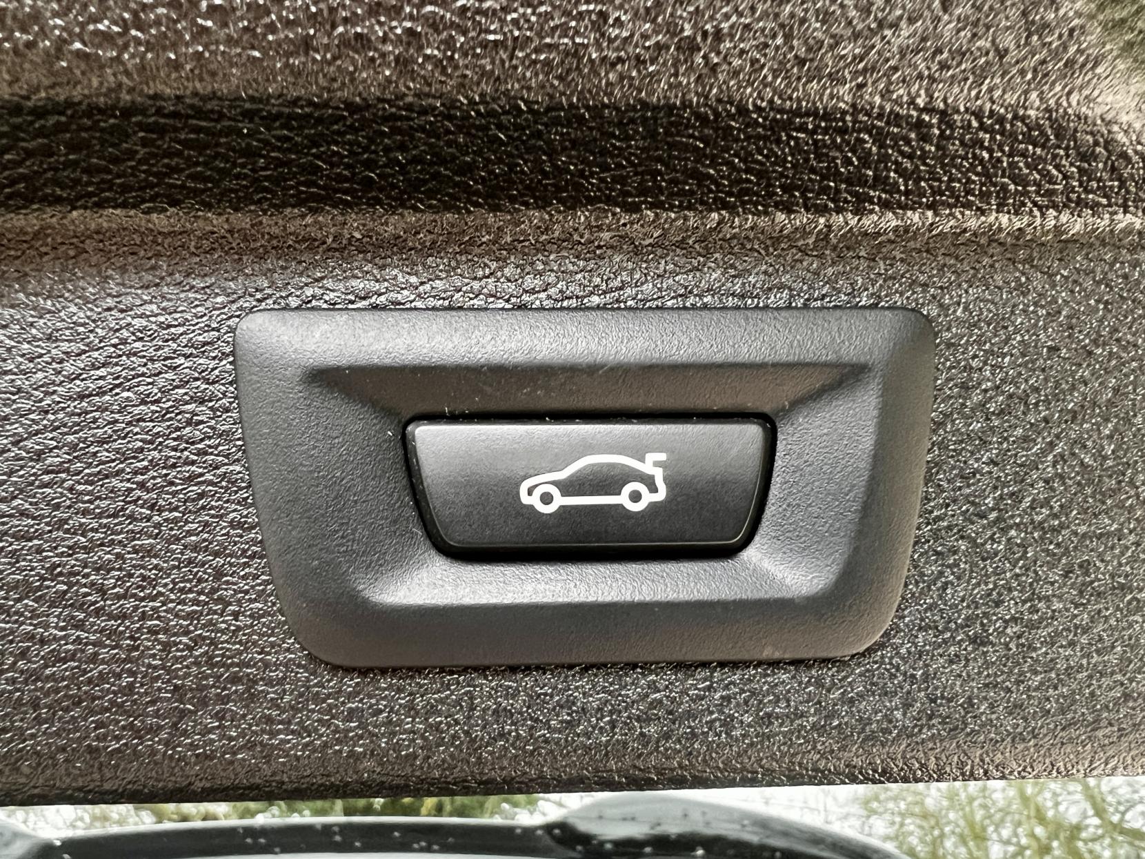 BMW X5 3.0 40d M Sport SUV 5dr Diesel Auto xDrive Euro 6 (s/s) (313 ps)