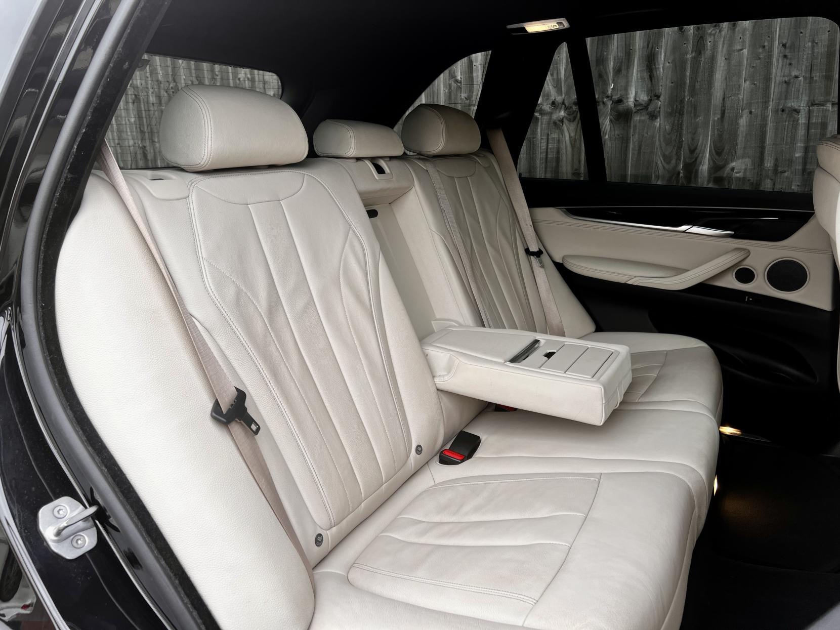 BMW X5 3.0 40d M Sport SUV 5dr Diesel Auto xDrive Euro 6 (s/s) (313 ps)