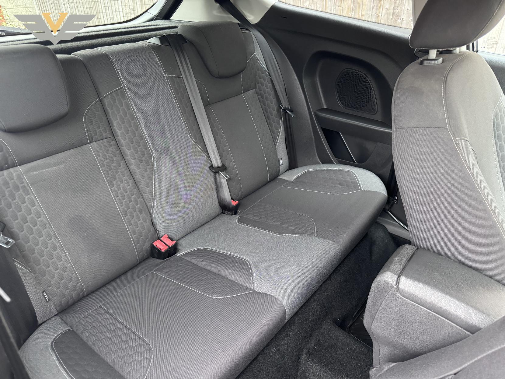 Ford Fiesta 1.0T EcoBoost Zetec S Hatchback 3dr Petrol Manual Euro 6 (s/s) (125 ps)