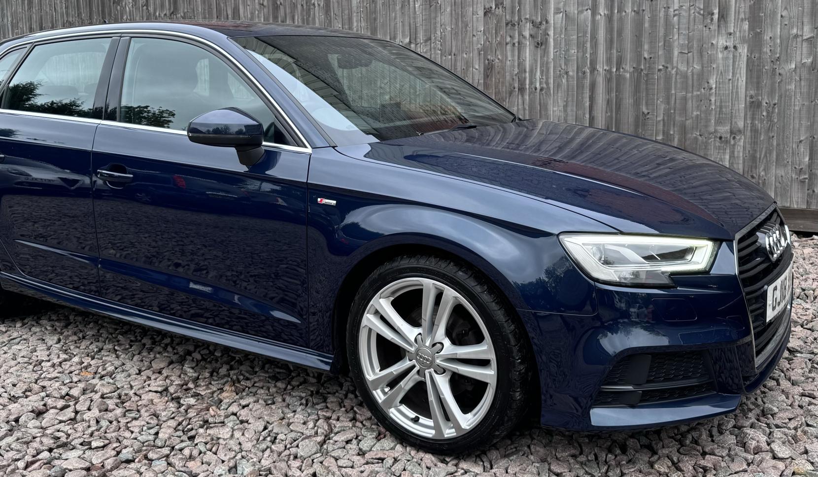 Audi A3 1.5 TFSI CoD S line Sportback 5dr Petrol Manual Euro 6 (s/s) (150 ps)