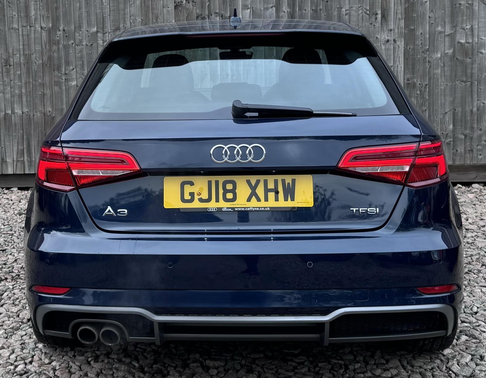 Audi A3 1.5 TFSI CoD S line Sportback 5dr Petrol Manual Euro 6 (s/s) (150 ps)