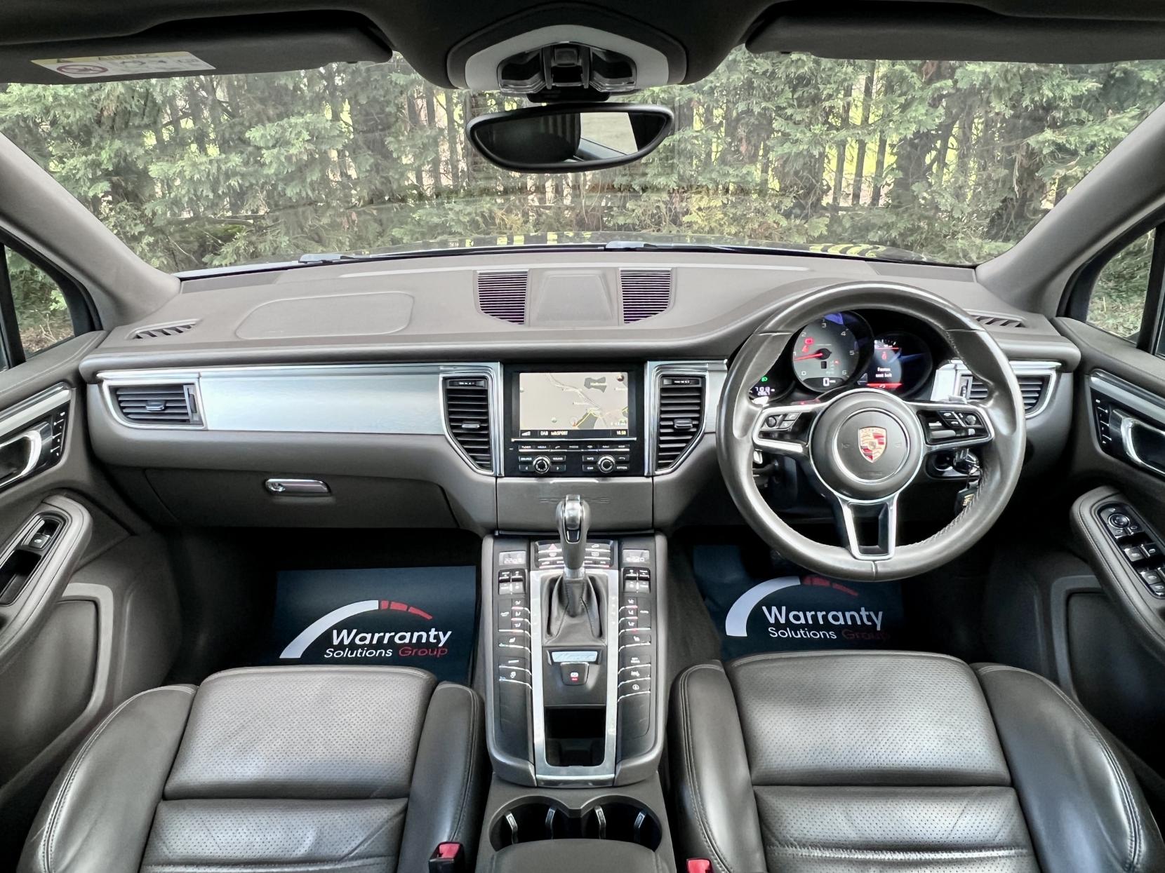 Porsche Macan 3.0 TD V6 S SUV 5dr Diesel PDK 4WD Euro 6 (s/s) (258 ps)