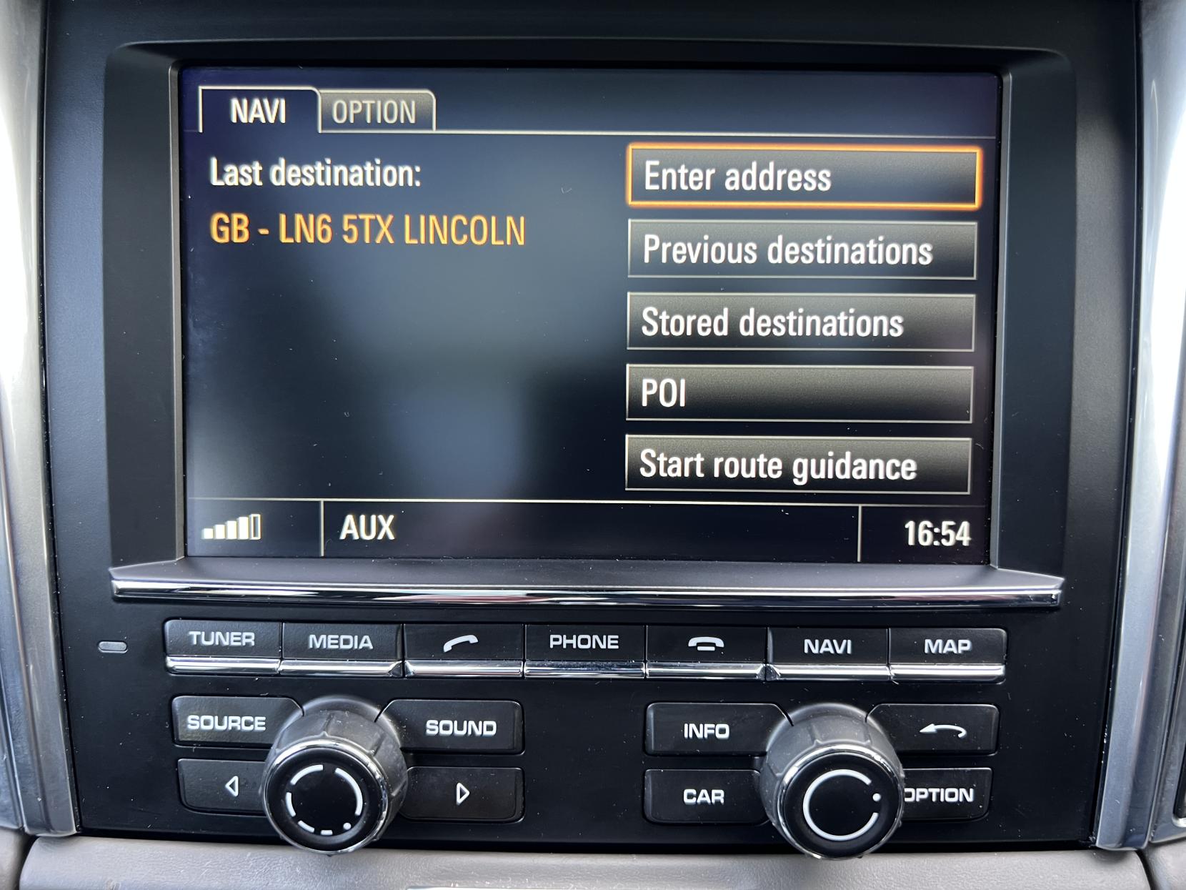 Porsche Macan 3.0 TD V6 S SUV 5dr Diesel PDK 4WD Euro 6 (s/s) (258 ps)