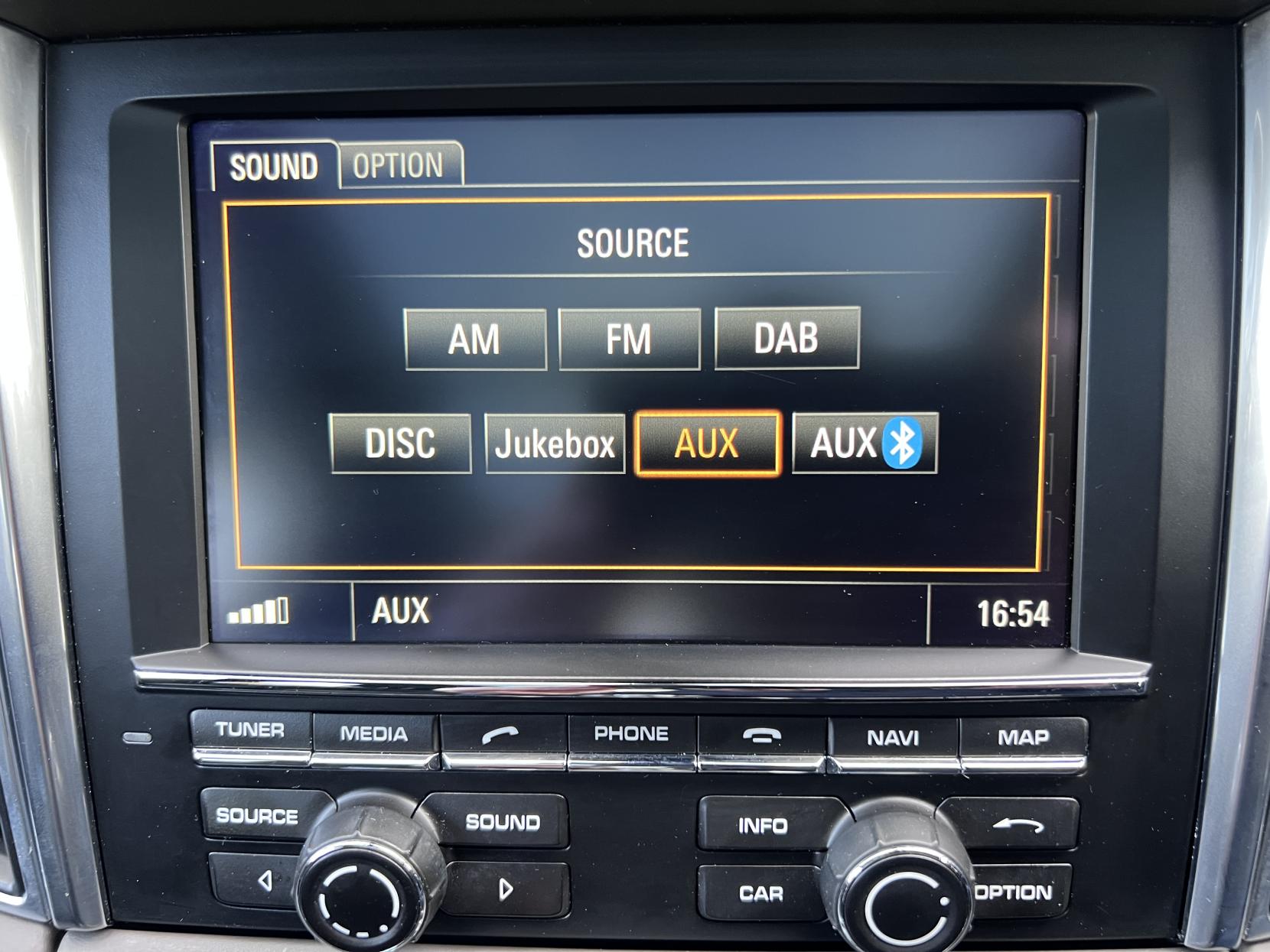 Porsche Macan 3.0 TD V6 S SUV 5dr Diesel PDK 4WD Euro 6 (s/s) (258 ps)