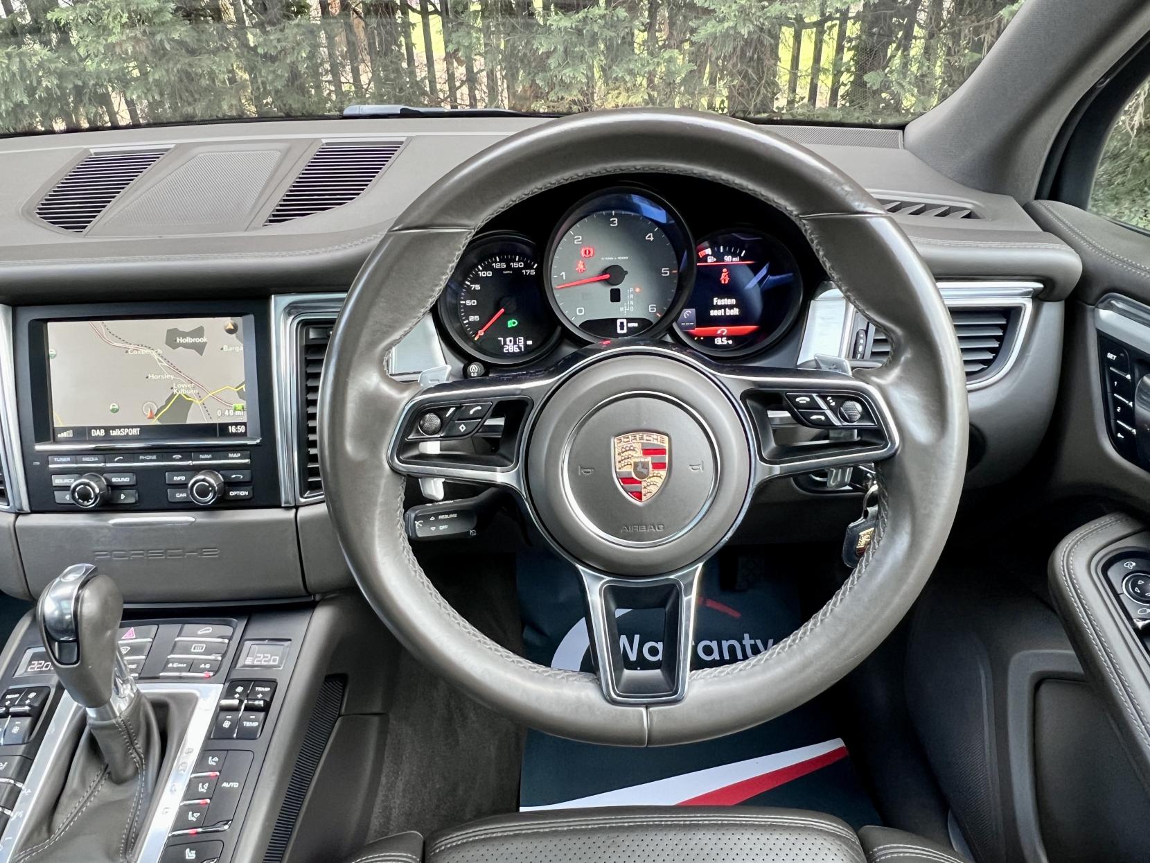 Porsche Macan 3.0 TD V6 S SUV 5dr Diesel PDK 4WD Euro 6 (s/s) (258 ps)