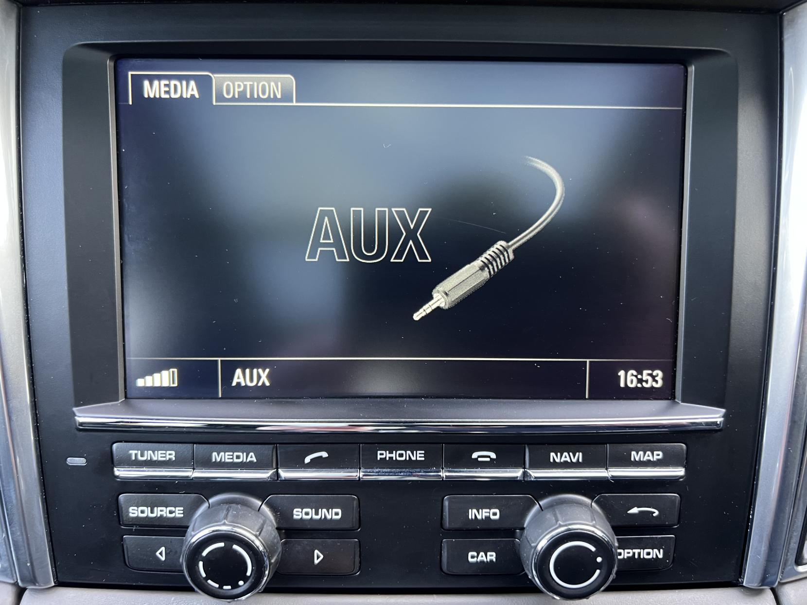 Porsche Macan 3.0 TD V6 S SUV 5dr Diesel PDK 4WD Euro 6 (s/s) (258 ps)