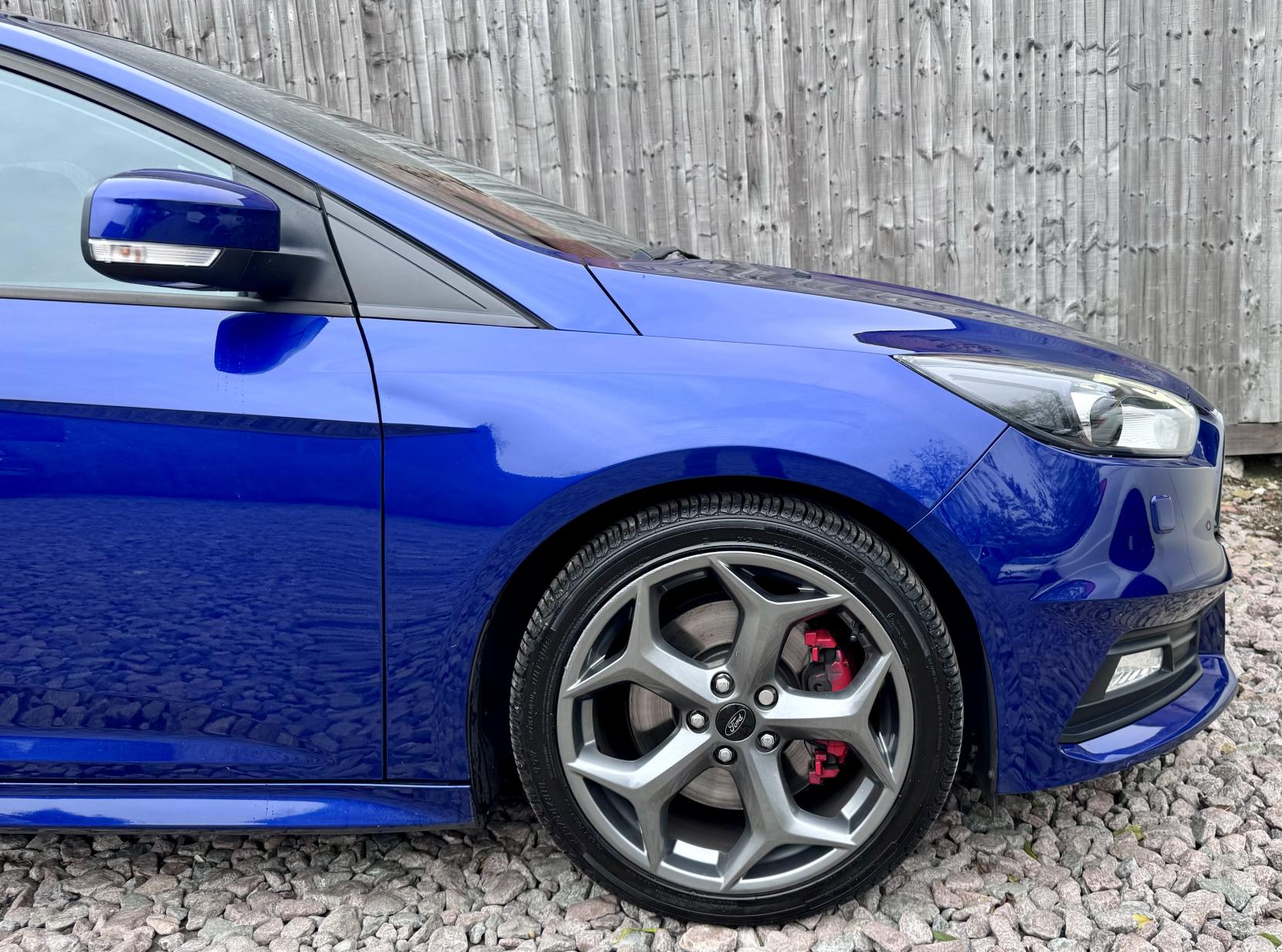 Ford Focus 2.0T EcoBoost ST-3 Hatchback 5dr Petrol Manual Euro 6 (s/s) (250 ps)