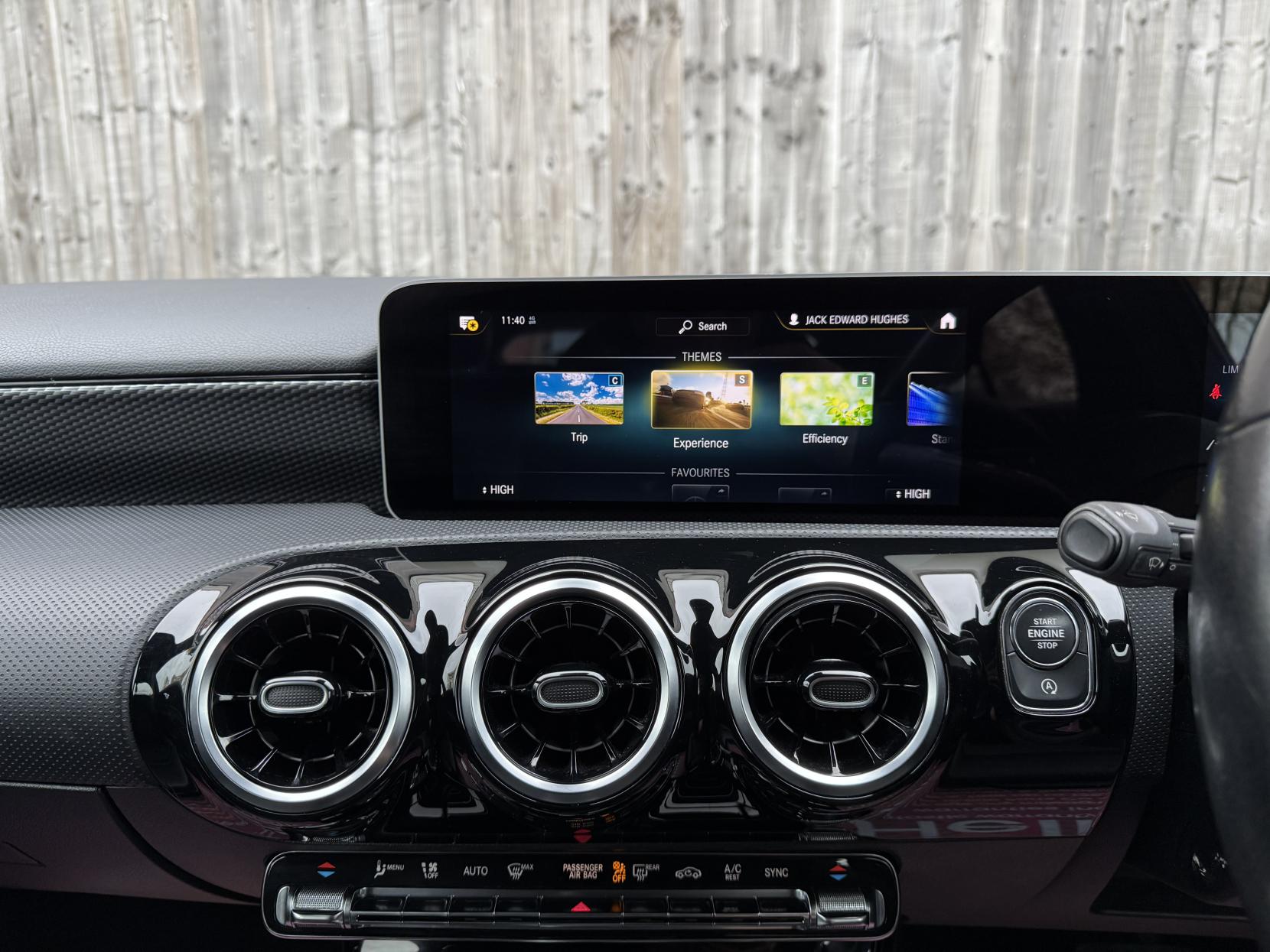 Mercedes-Benz A Class 1.3 A180 Sport (Executive) Hatchback 5dr Petrol 7G-DCT Euro 6 (s/s) (136 ps)