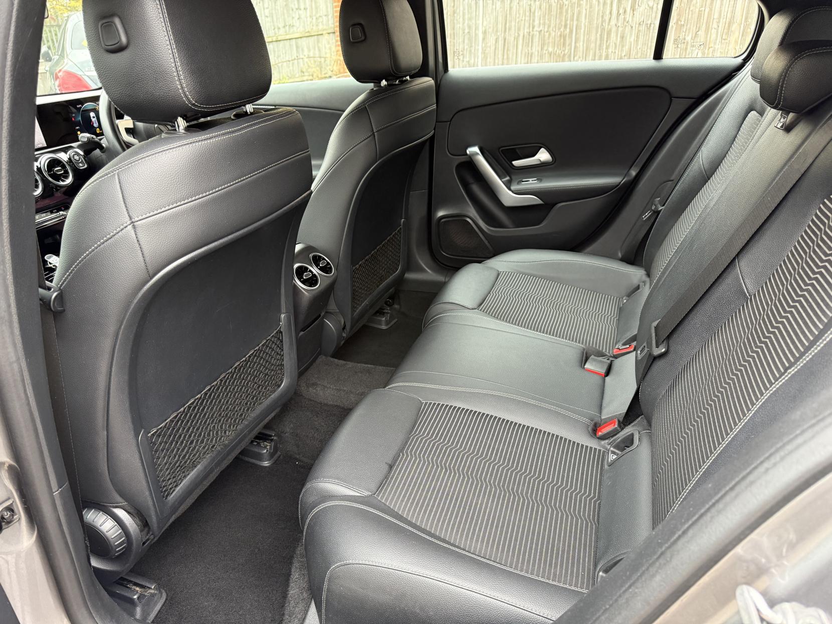 Mercedes-Benz A Class 1.3 A180 Sport (Executive) Hatchback 5dr Petrol 7G-DCT Euro 6 (s/s) (136 ps)