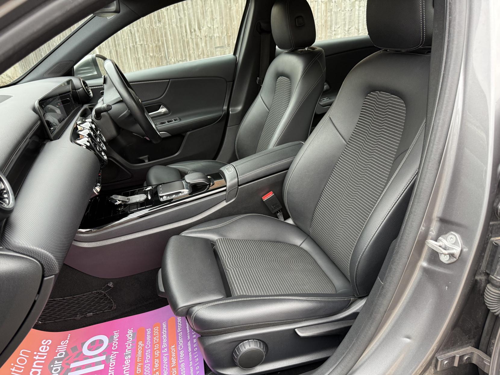 Mercedes-Benz A Class 1.3 A180 Sport (Executive) Hatchback 5dr Petrol 7G-DCT Euro 6 (s/s) (136 ps)