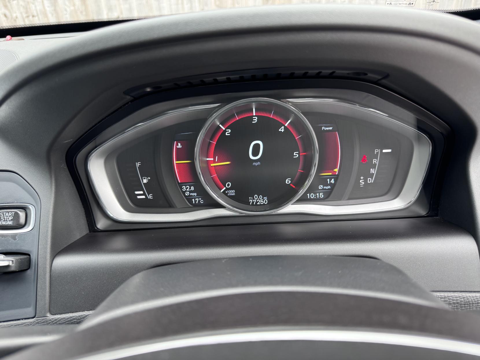 Volvo XC60 2.0 D4 R-Design Lux Nav SUV 5dr Diesel Auto Euro 6 (s/s) (190 ps)