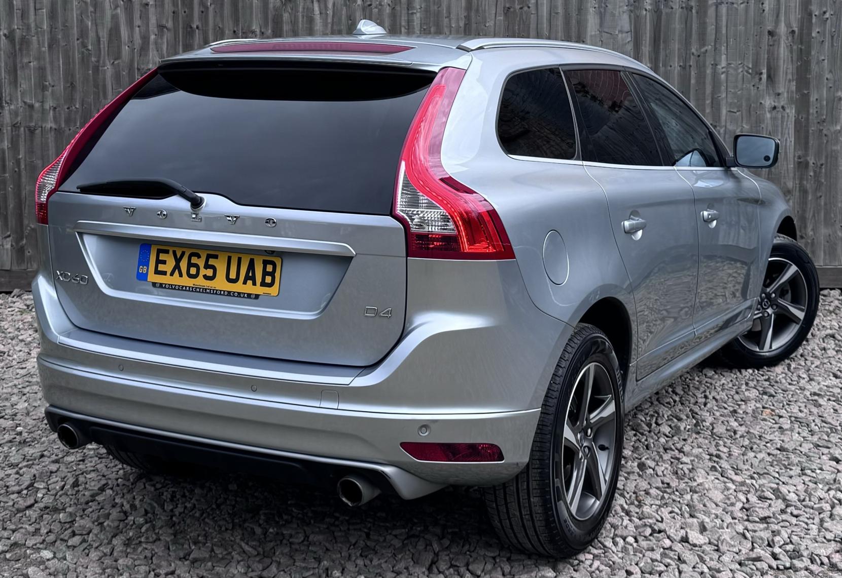 Volvo XC60 2.0 D4 R-Design Lux Nav SUV 5dr Diesel Auto Euro 6 (s/s) (190 ps)
