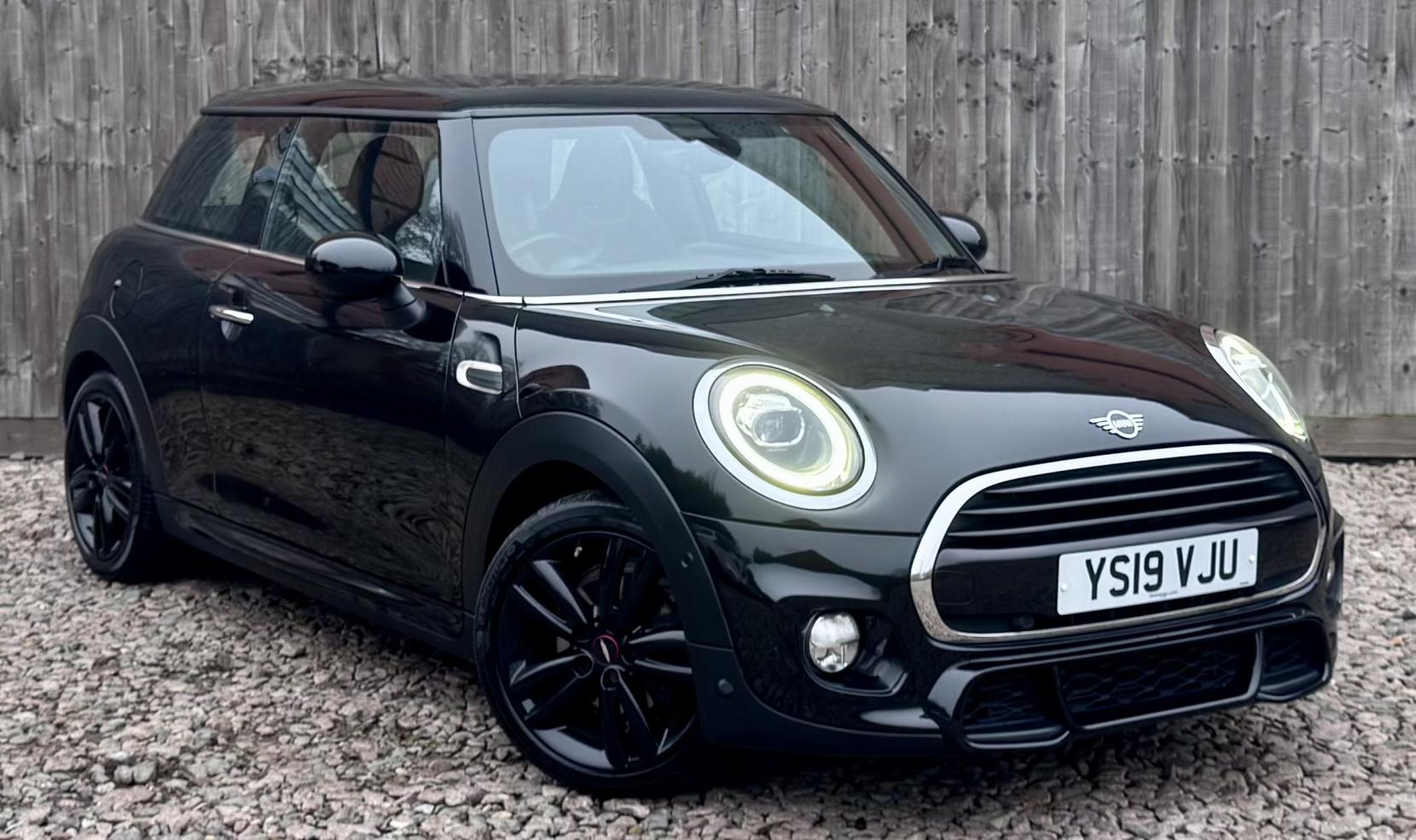 MINI Hatch 1.5 Cooper Sport Hatchback 3dr Petrol Manual Euro 6 (s/s) (136 ps)