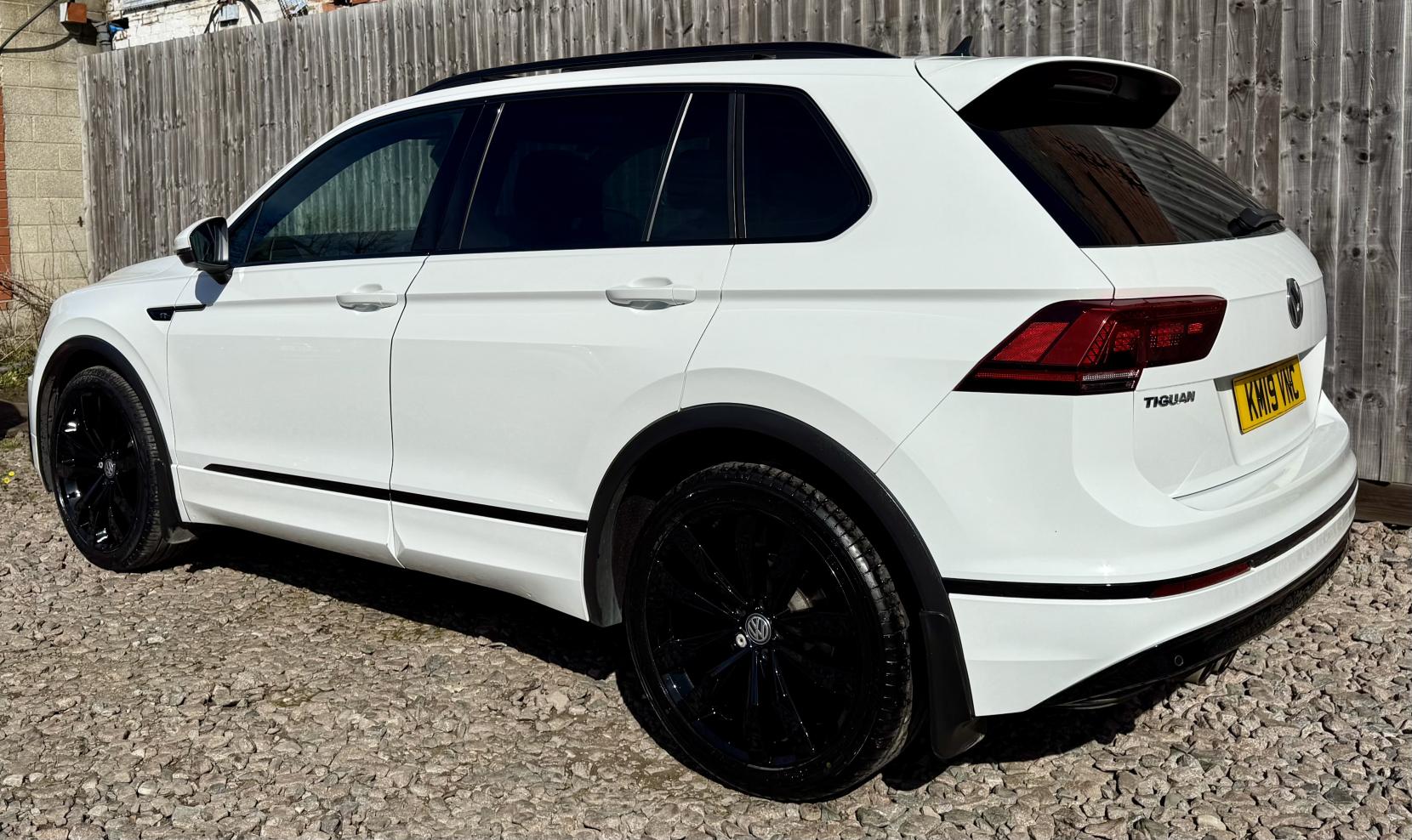 Volkswagen Tiguan 2.0 TDI R-Line SUV 5dr Diesel DSG 4Motion Euro 6 (s/s) (190 ps)