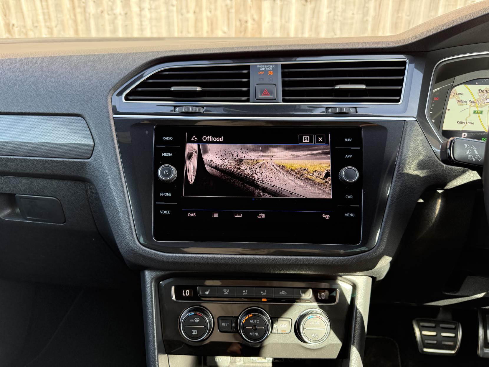 Volkswagen Tiguan 2.0 TDI R-Line SUV 5dr Diesel DSG 4Motion Euro 6 (s/s) (190 ps)