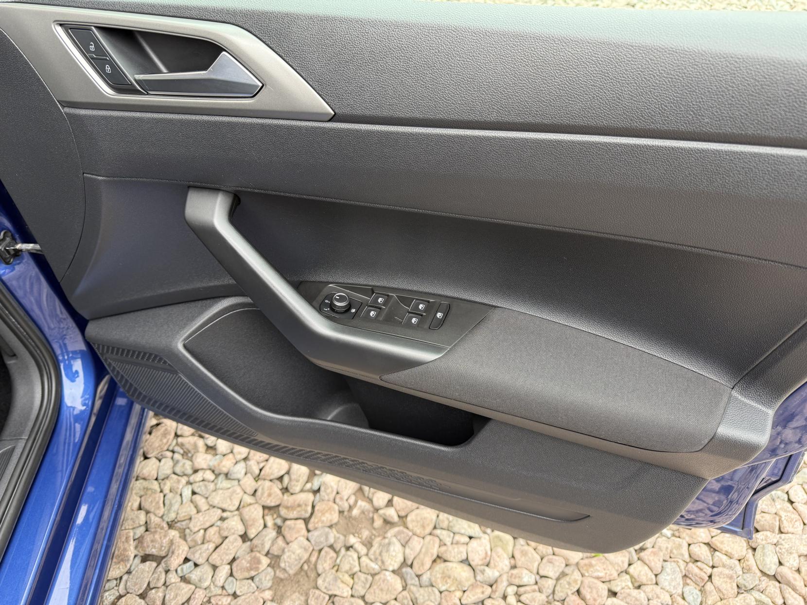 Volkswagen Polo 1.0 TSI SE Hatchback 5dr Petrol Manual Euro 6 (s/s) (95 ps)