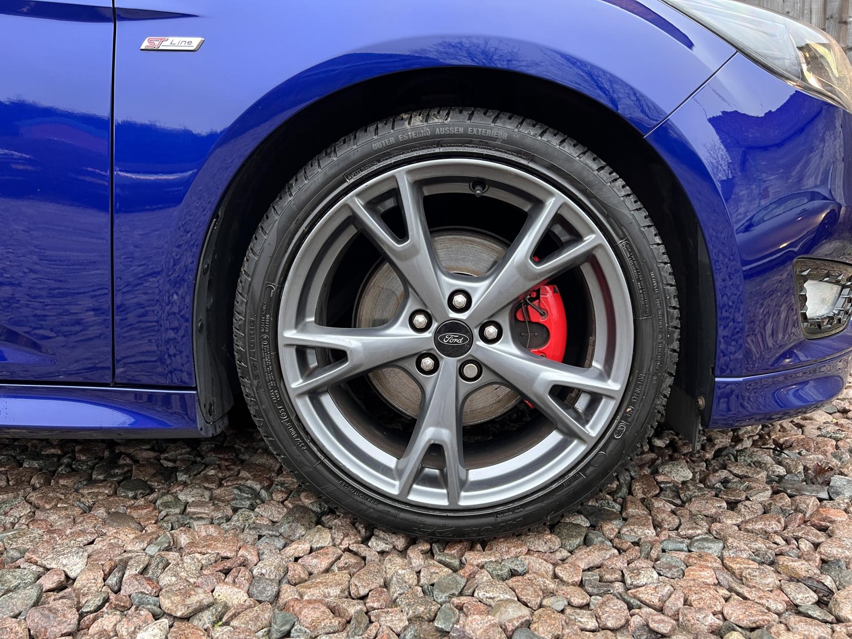 Ford Focus 1.5T EcoBoost ST-Line X Hatchback 5dr Petrol Manual Euro 6 (s/s) (182 ps)