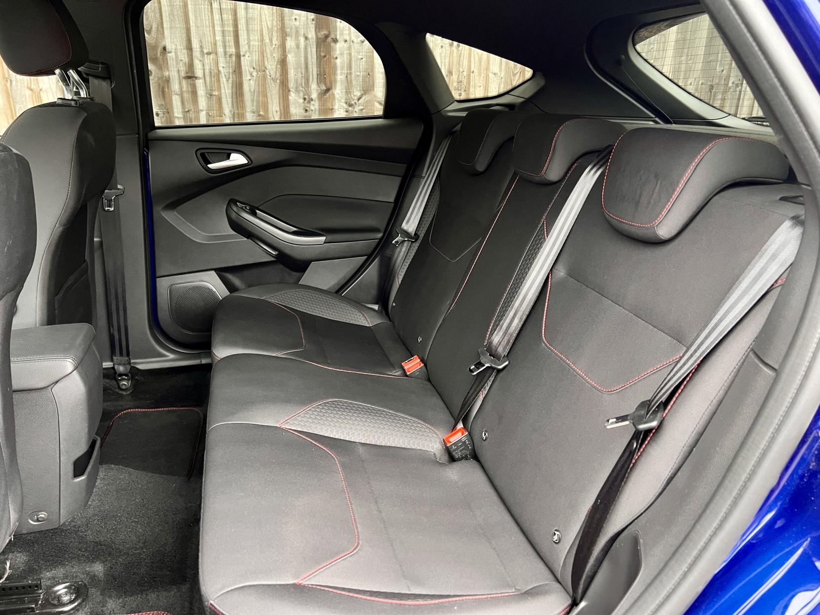 Ford Focus 1.5T EcoBoost ST-Line X Hatchback 5dr Petrol Manual Euro 6 (s/s) (182 ps)