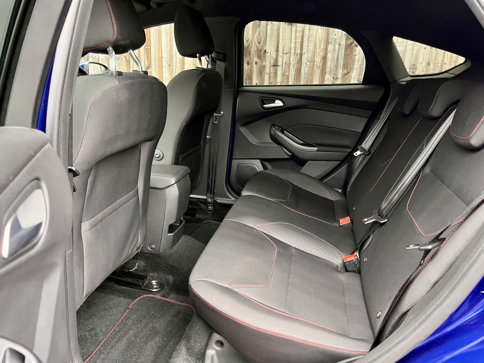 Ford Focus 1.5T EcoBoost ST-Line X Hatchback 5dr Petrol Manual Euro 6 (s/s) (182 ps)