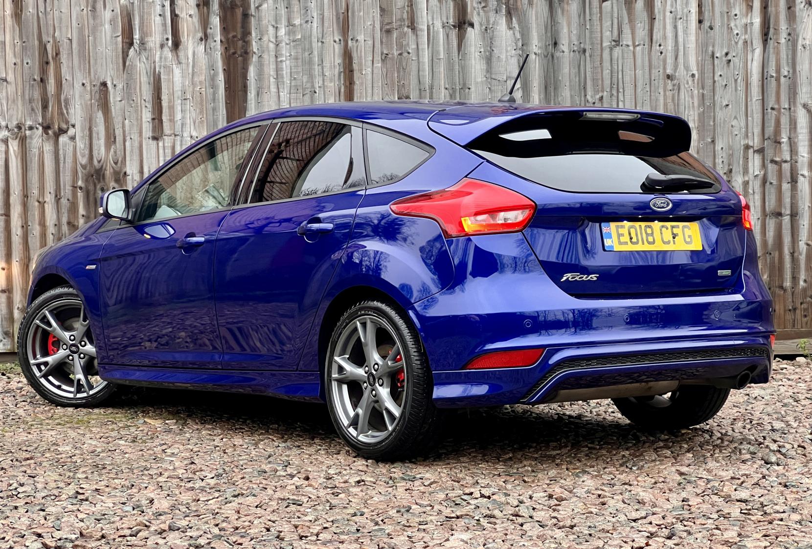 Ford Focus 1.5T EcoBoost ST-Line X Hatchback 5dr Petrol Manual Euro 6 (s/s) (182 ps)