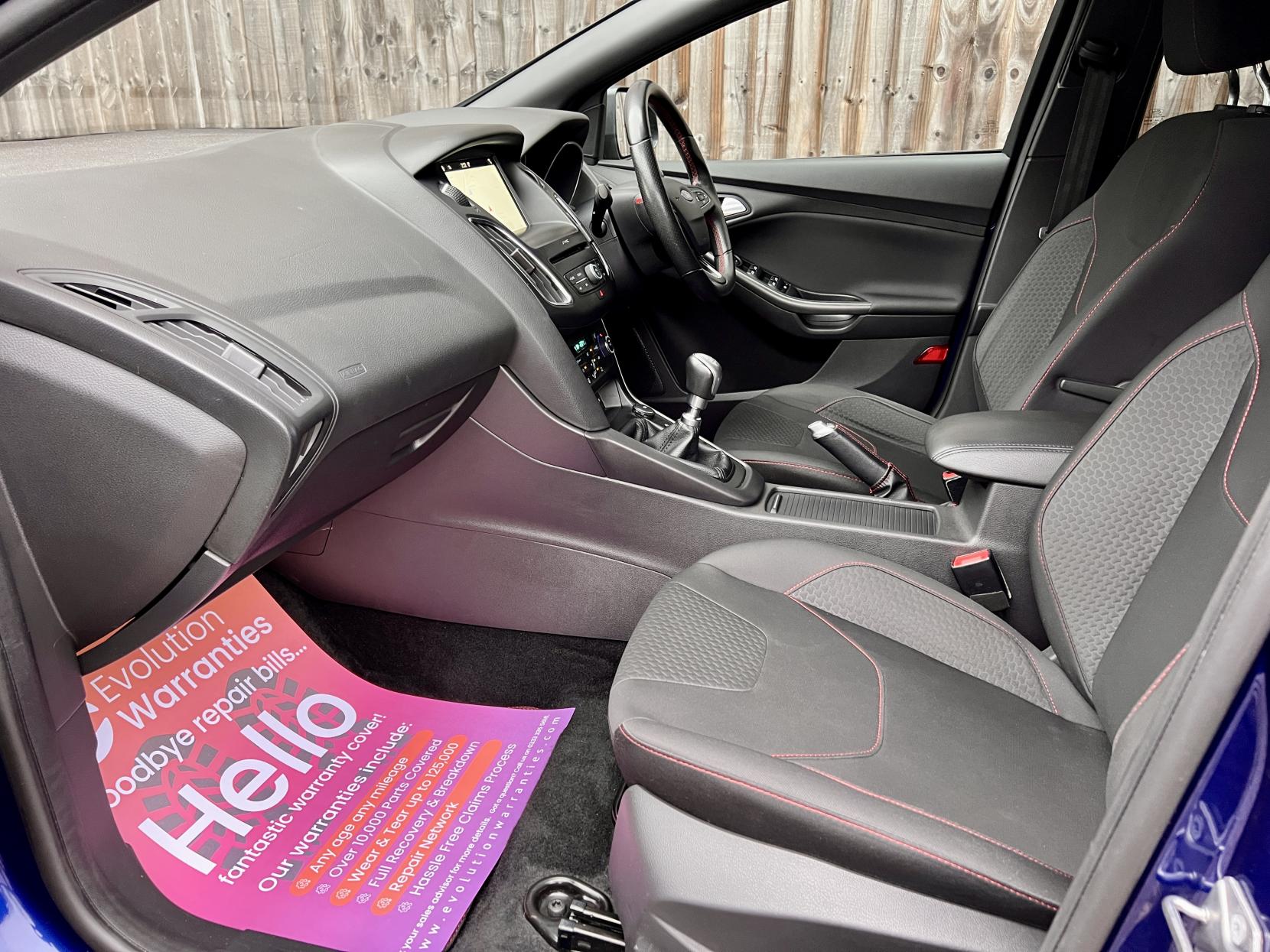 Ford Focus 1.5T EcoBoost ST-Line X Hatchback 5dr Petrol Manual Euro 6 (s/s) (182 ps)