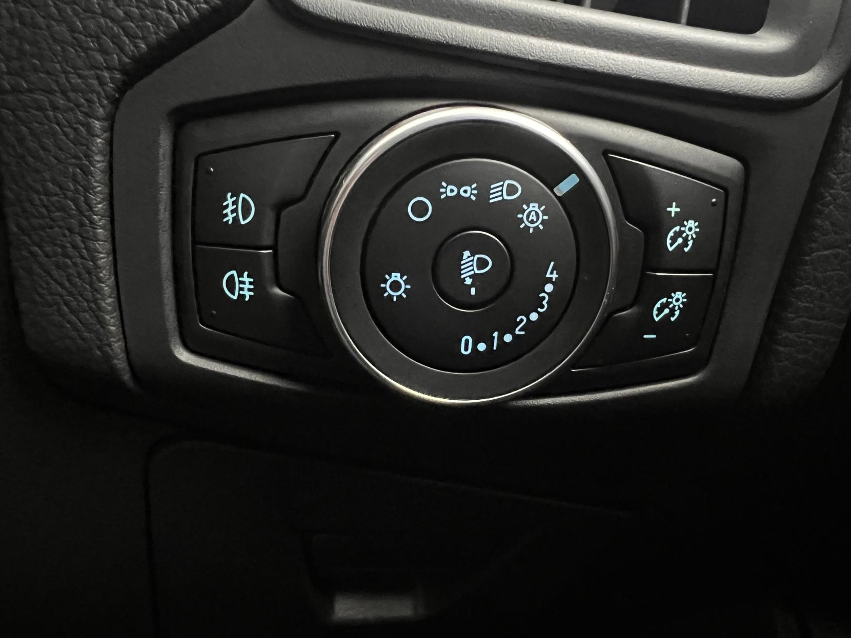 Ford Focus 1.5T EcoBoost ST-Line X Hatchback 5dr Petrol Manual Euro 6 (s/s) (182 ps)