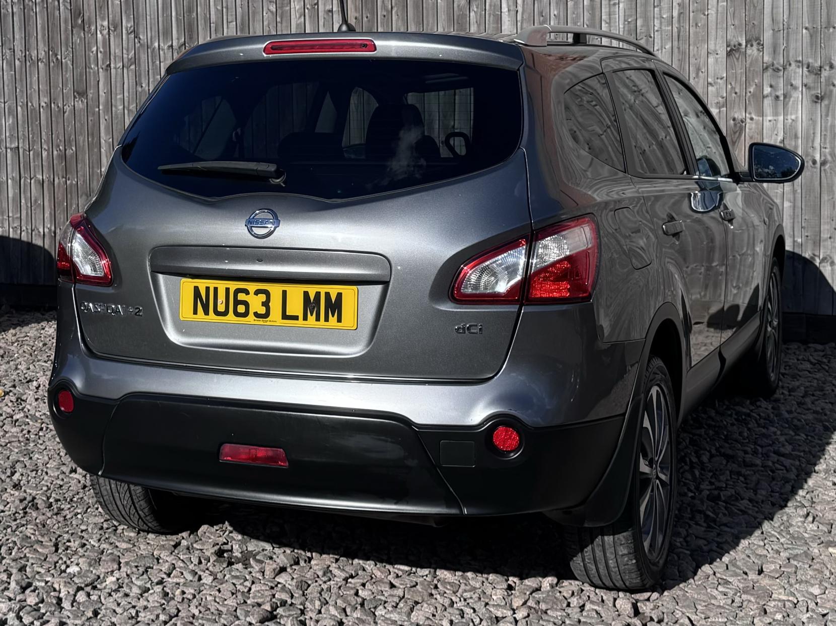 Nissan Qashqai+2 1.6 dCi Tekna SUV 5dr Diesel Manual 4WD Euro 5 (AVM) (130 ps)