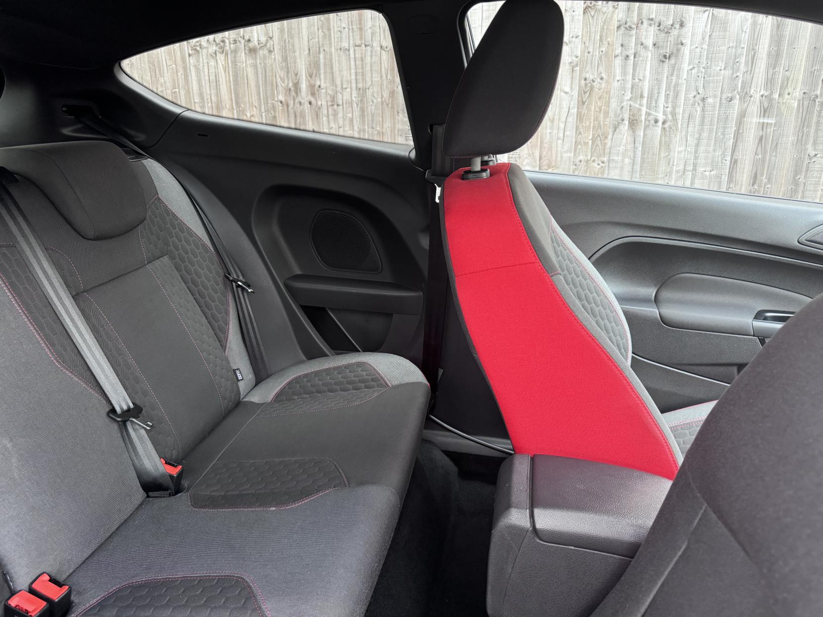 Ford Fiesta 1.0T EcoBoost ST-Line Hatchback 3dr Petrol Manual Euro 6 (s/s) (140 ps)