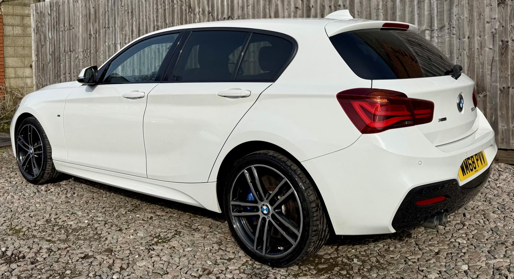 BMW 1 Series 2.0 120d M Sport Shadow Edition Hatchback 5dr Diesel Auto xDrive Euro 6 (s/s) (190 ps)