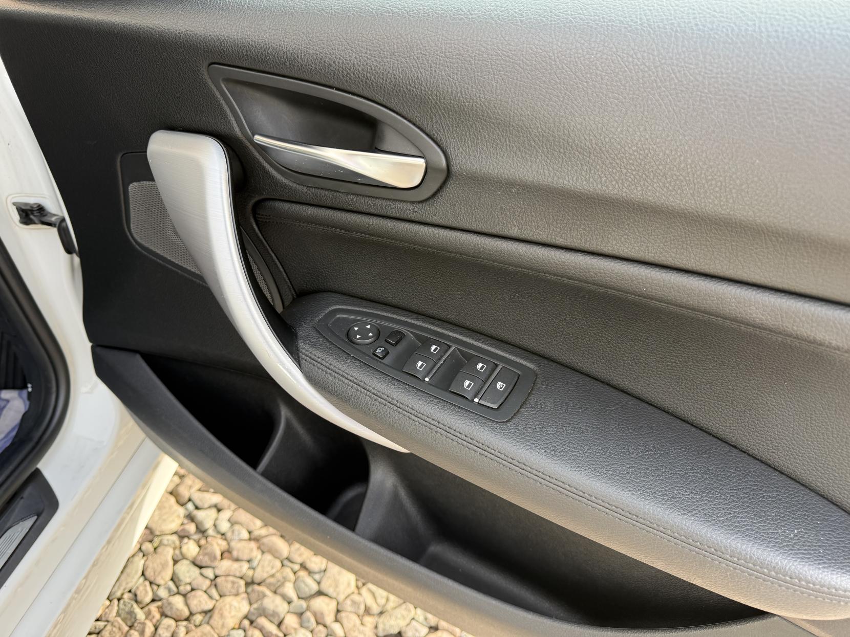 BMW 1 Series 2.0 120d M Sport Shadow Edition Hatchback 5dr Diesel Auto xDrive Euro 6 (s/s) (190 ps)