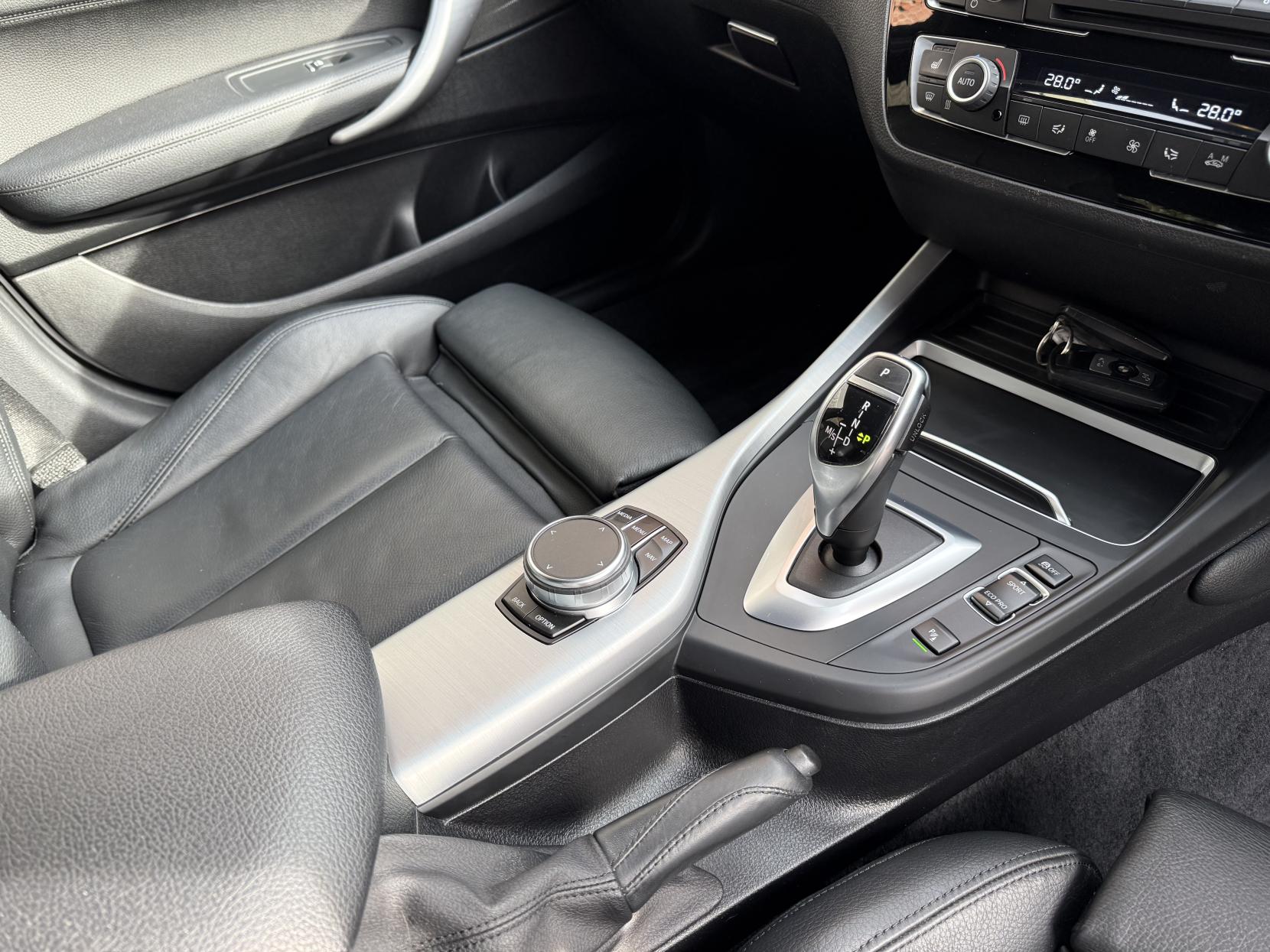 BMW 1 Series 2.0 120d M Sport Shadow Edition Hatchback 5dr Diesel Auto xDrive Euro 6 (s/s) (190 ps)