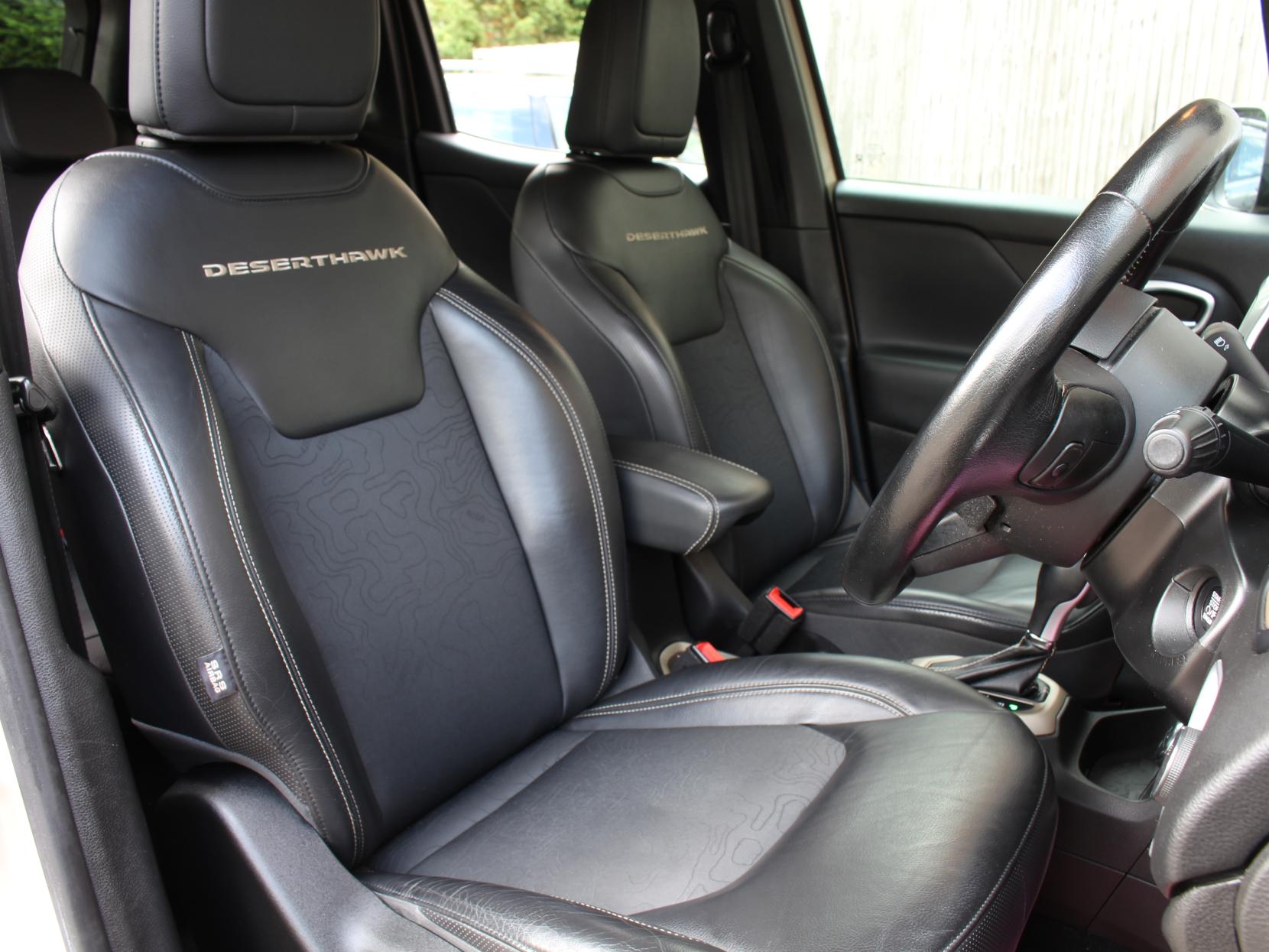 Jeep Renegade 2.0 MultiJetII Desert Hawk SUV 5dr Diesel Auto 4WD Euro 6 (s/s) (170 ps)