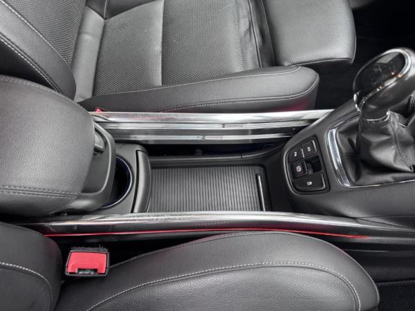 Vauxhall Zafira Tourer 2.0 CDTi Elite MPV 5dr Diesel Manual Euro 6 (s/s) (170 ps)