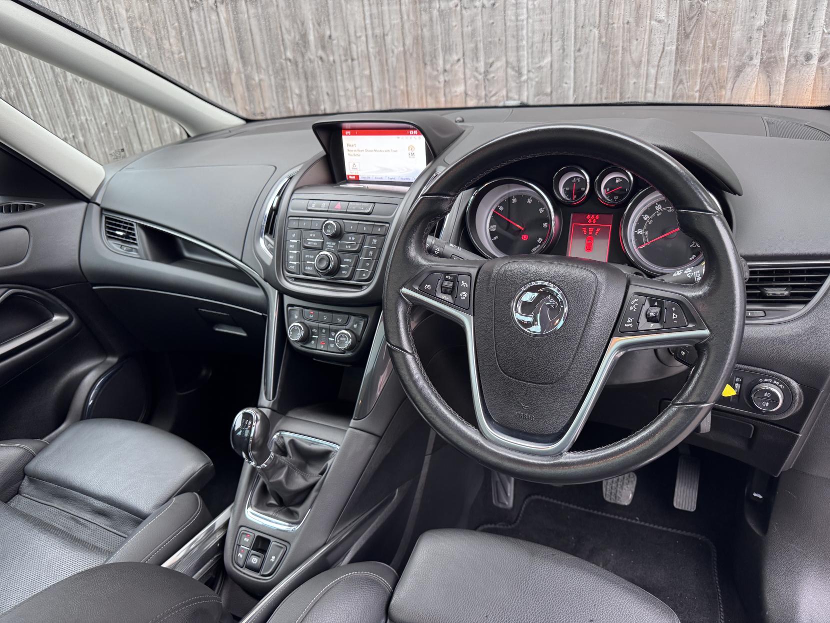 Vauxhall Zafira Tourer 2.0 CDTi Elite MPV 5dr Diesel Manual Euro 6 (s/s) (170 ps)