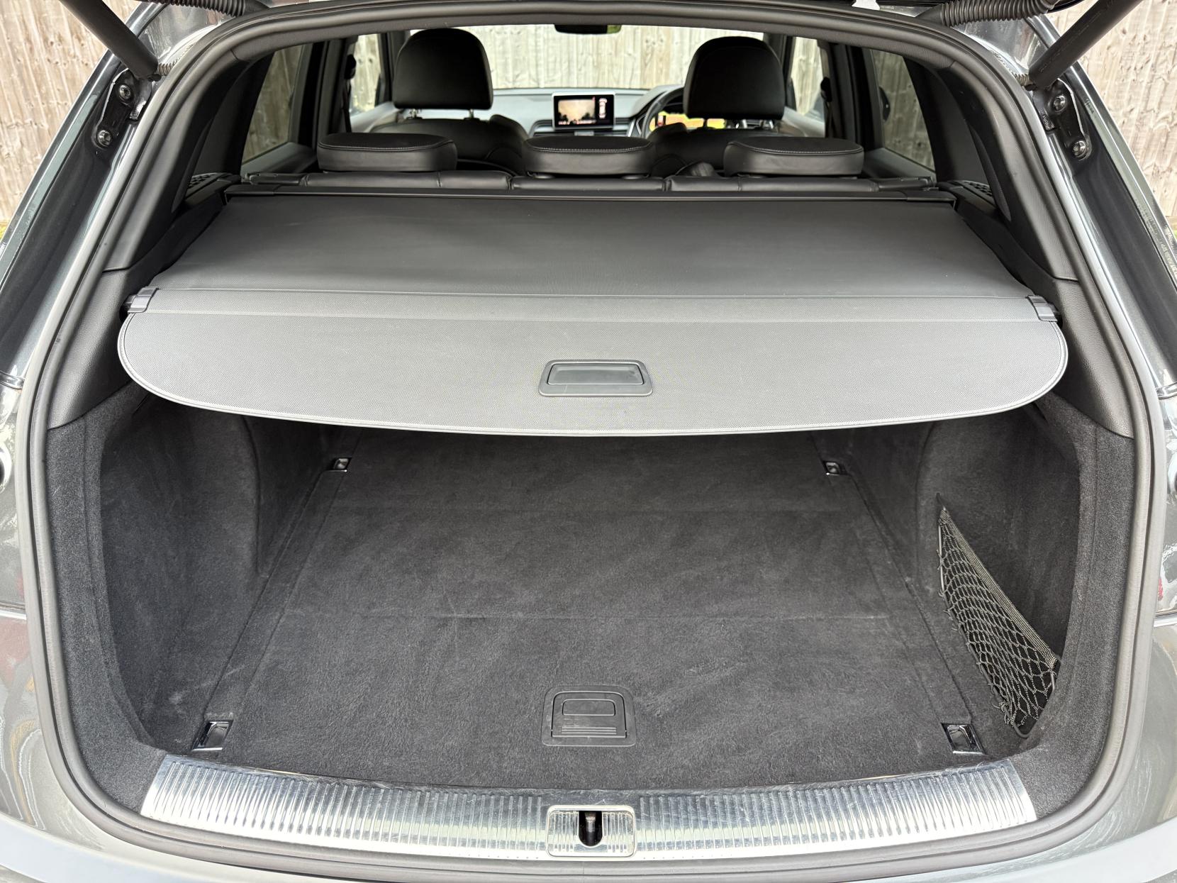 Audi Q5 2.0 TDI 40 S line SUV 5dr Diesel S Tronic quattro Euro 6 (s/s) (190 ps)