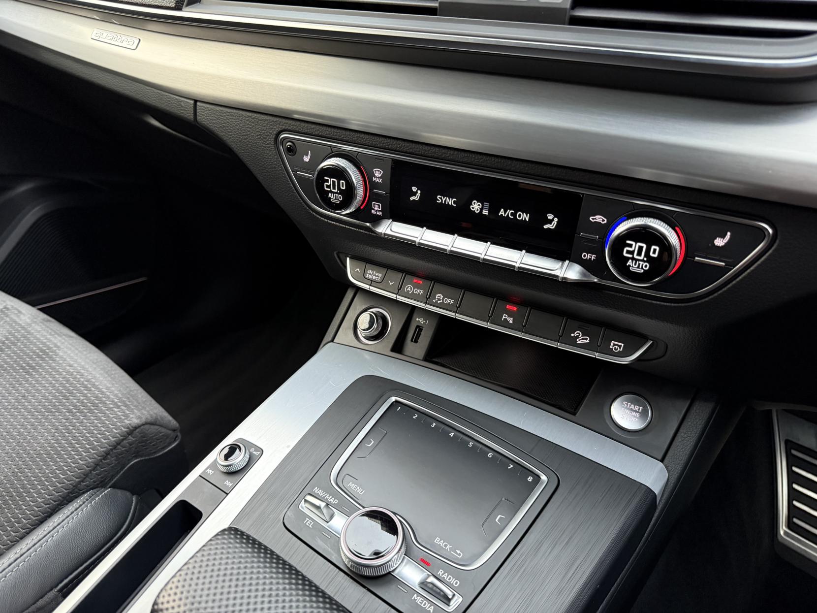 Audi Q5 2.0 TDI 40 S line SUV 5dr Diesel S Tronic quattro Euro 6 (s/s) (190 ps)