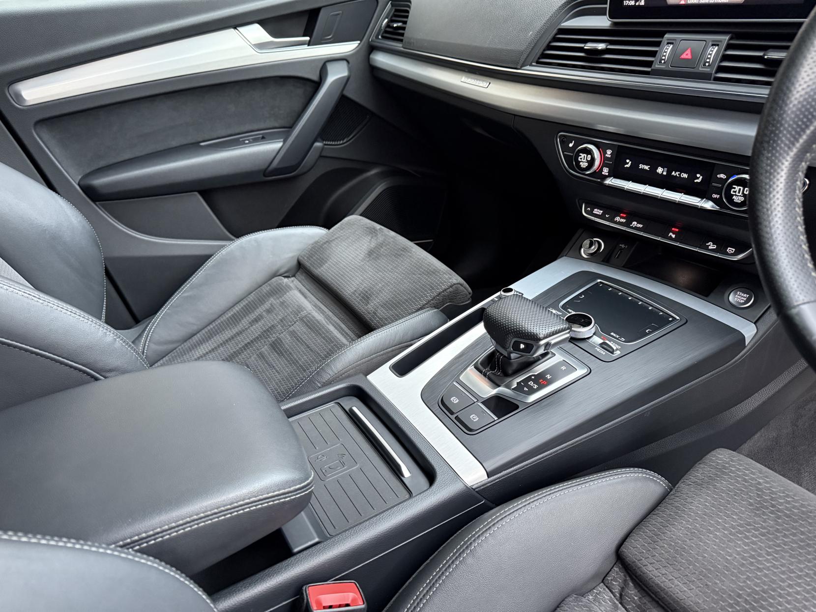 Audi Q5 2.0 TDI 40 S line SUV 5dr Diesel S Tronic quattro Euro 6 (s/s) (190 ps)