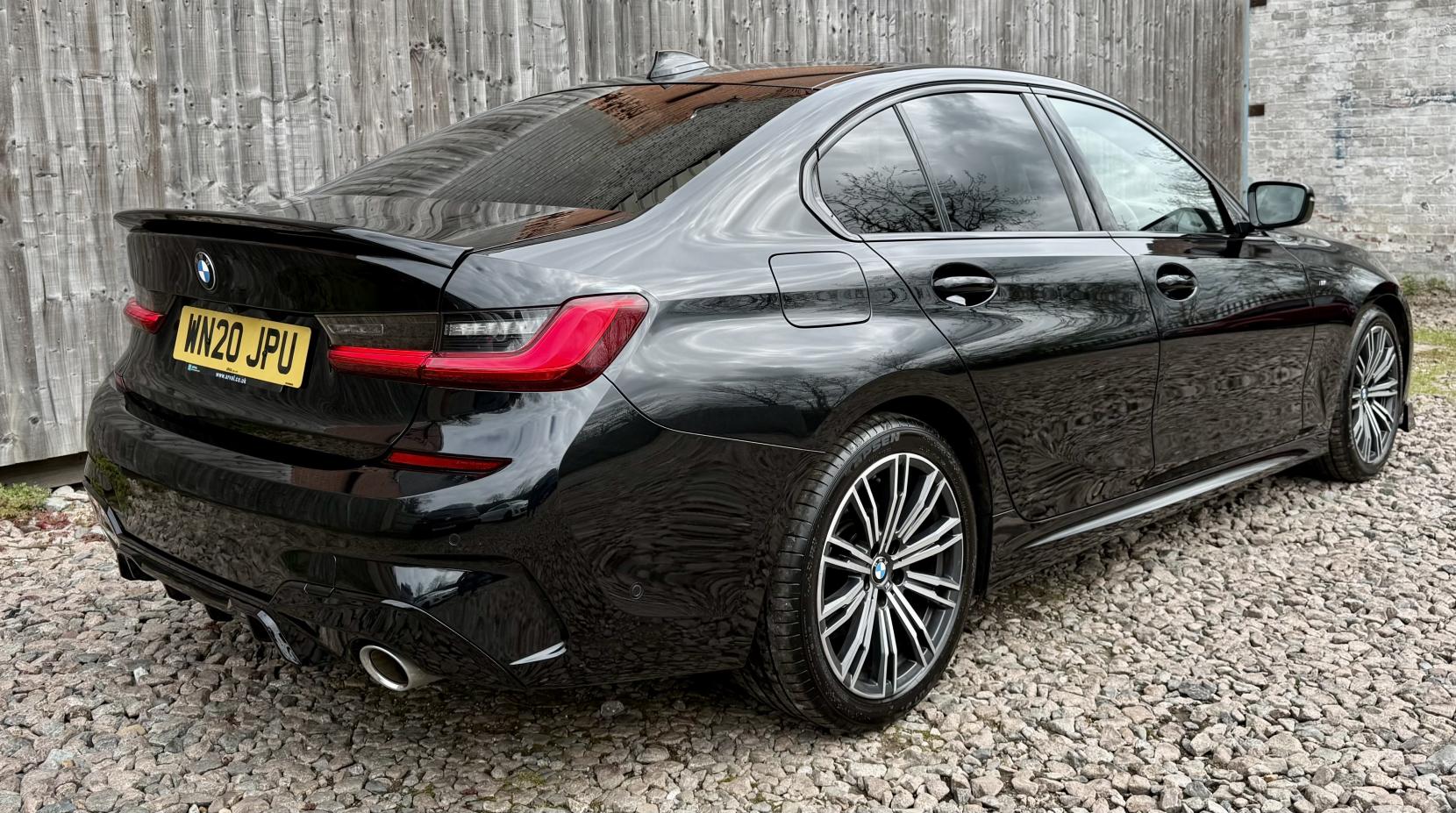 BMW 3 Series 2.0 320d M Sport Saloon 4dr Diesel Auto Euro 6 (s/s) (190 ps)