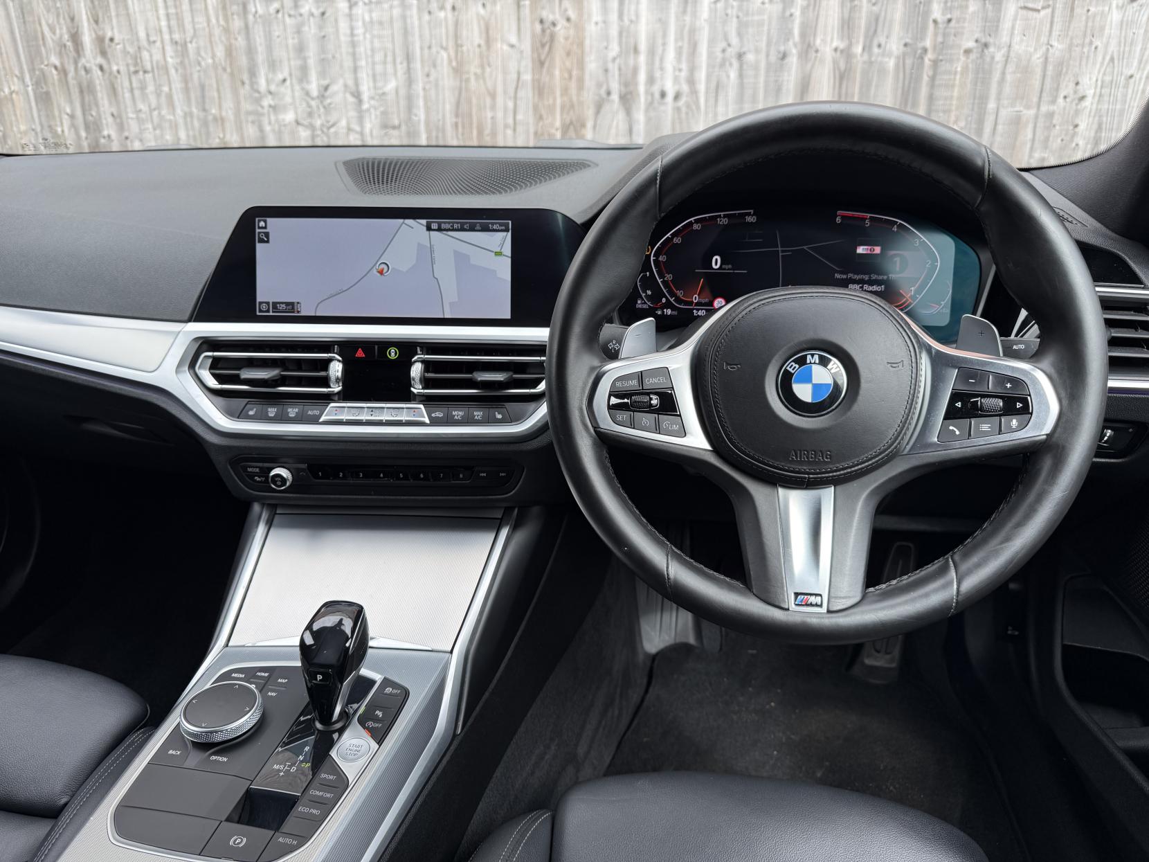 BMW 3 Series 2.0 320d M Sport Saloon 4dr Diesel Auto Euro 6 (s/s) (190 ps)