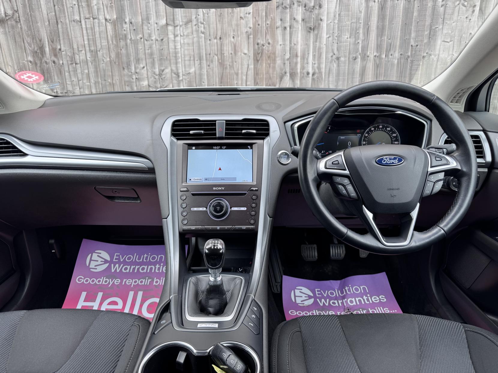 Ford Mondeo 2.0 TDCi Titanium Hatchback 5dr Diesel Manual Euro 6 (s/s) (150 ps)